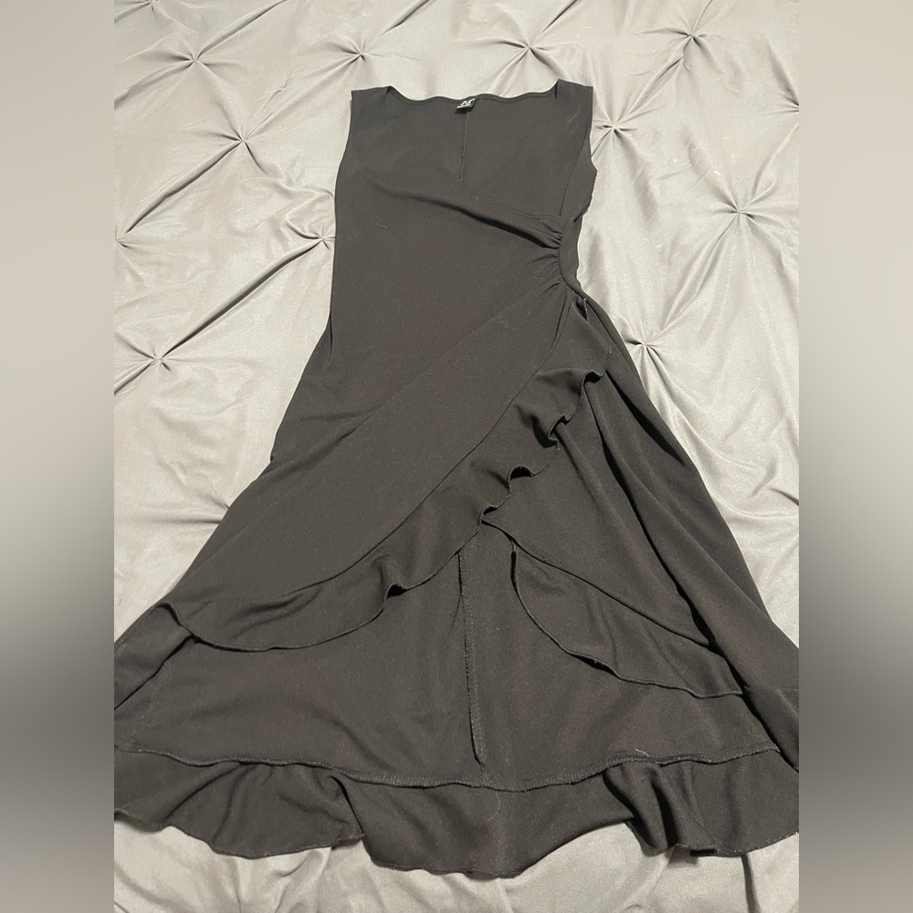 Elegant Black Sleeveless Dress EUC